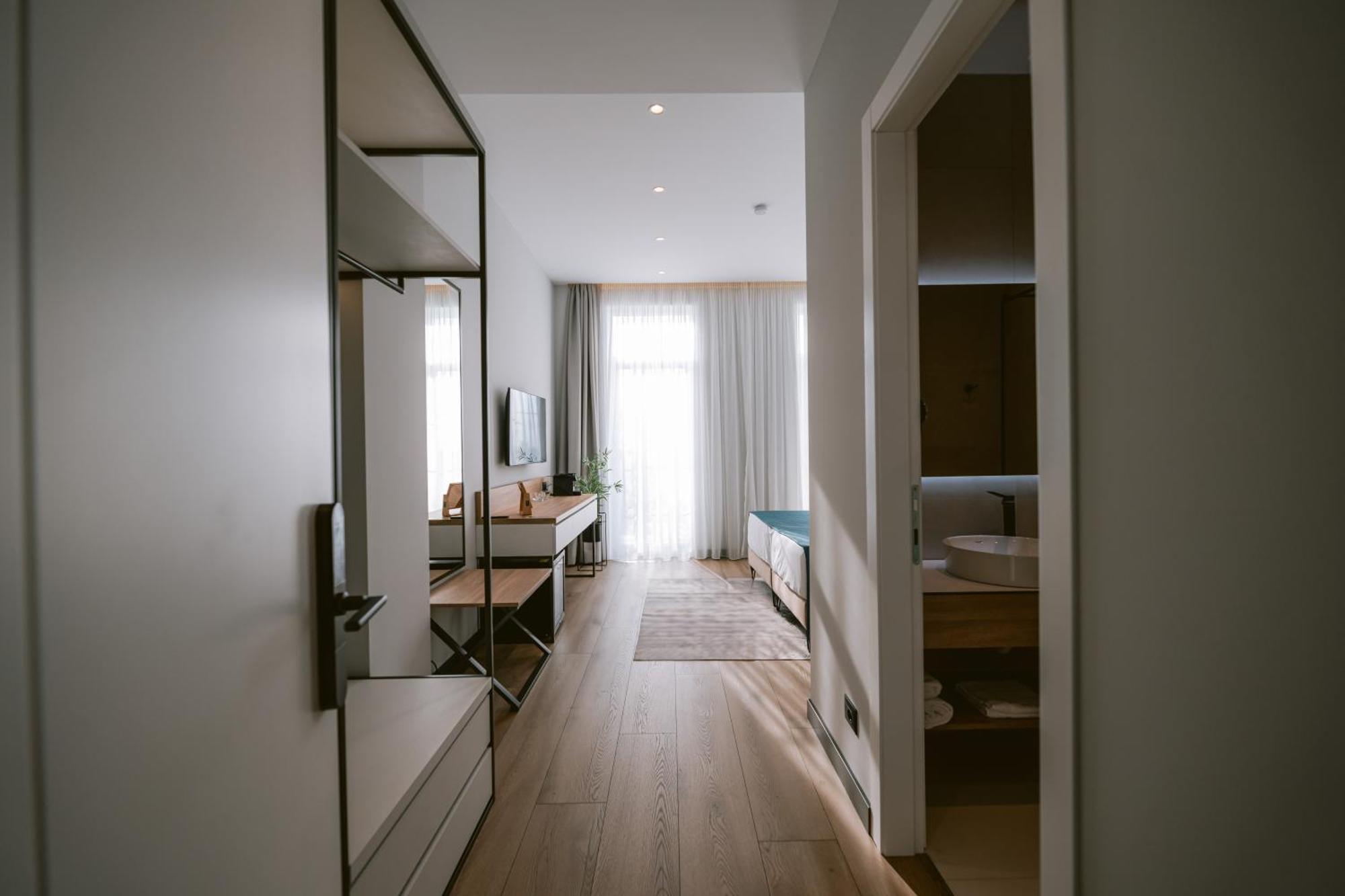 Tribute Hotel Shkoder Luaran gambar