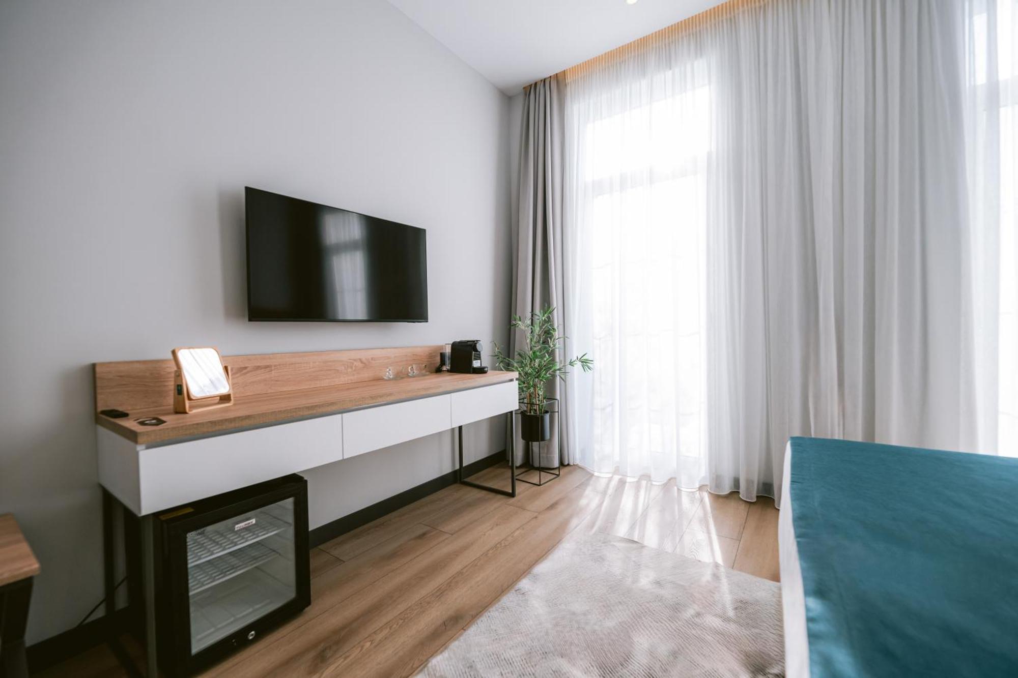 Tribute Hotel Shkoder Luaran gambar