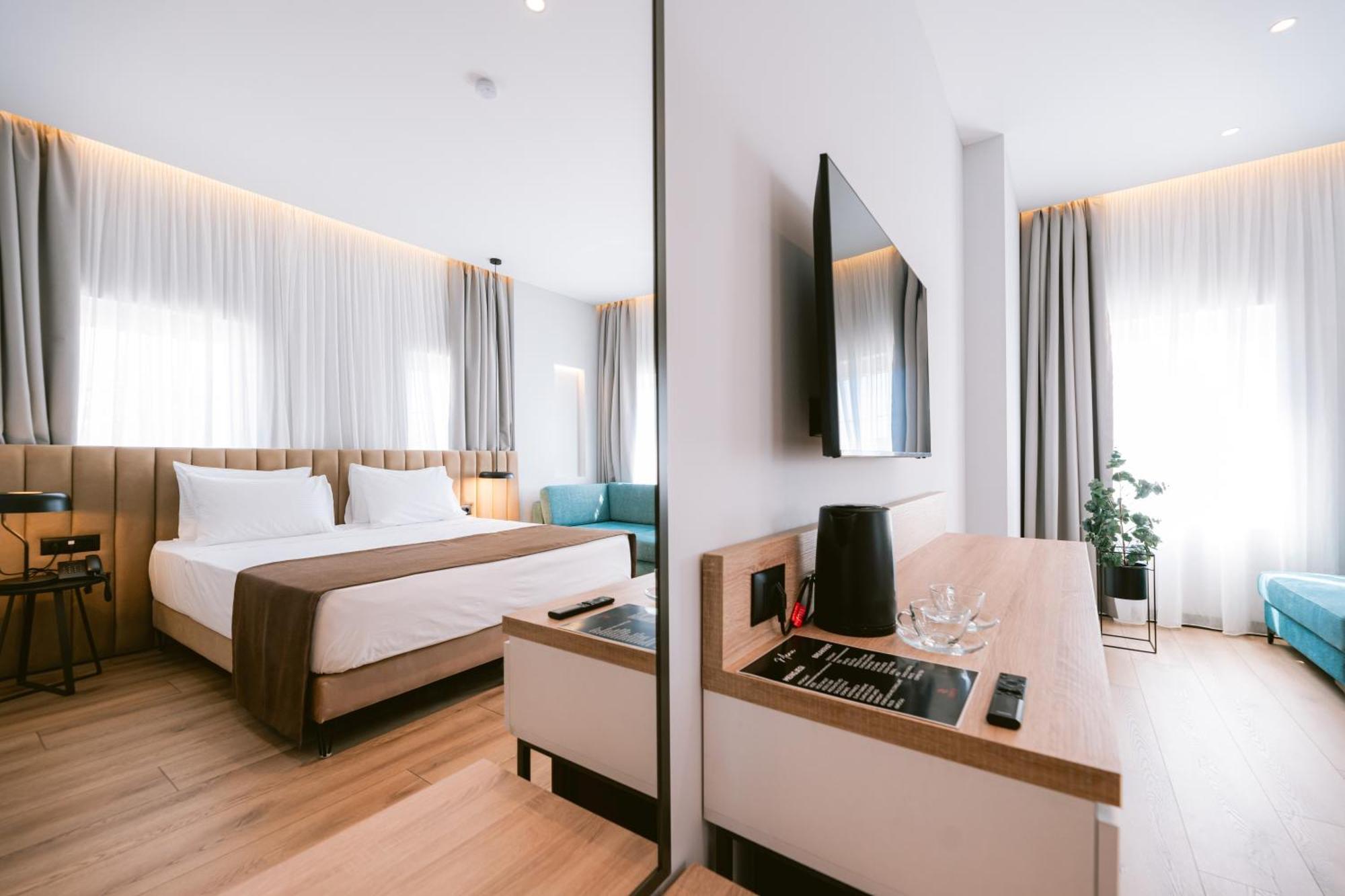Tribute Hotel Shkoder Luaran gambar