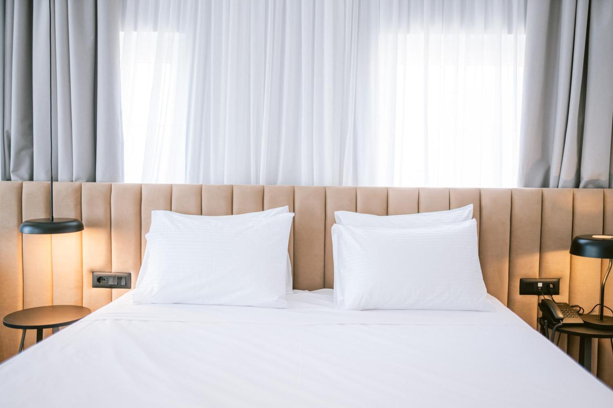 Tribute Hotel Shkoder Luaran gambar